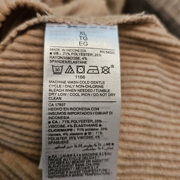 Wrap sweater - Picture 2 of 2